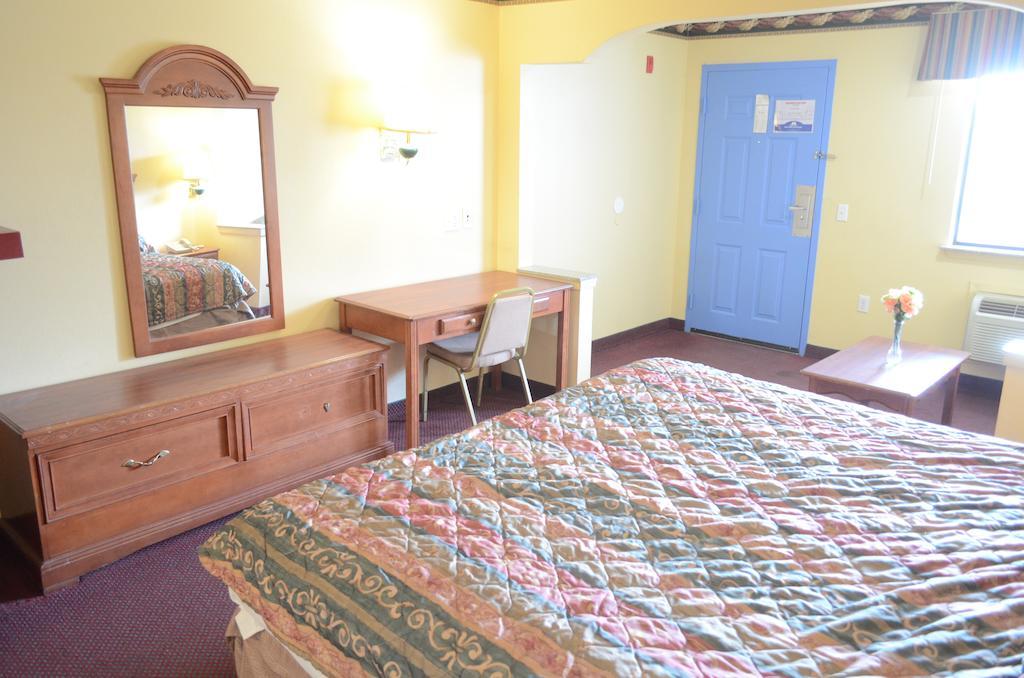 America'S Best Value Inn & Suites - Rosenberg/Houston חדר תמונה