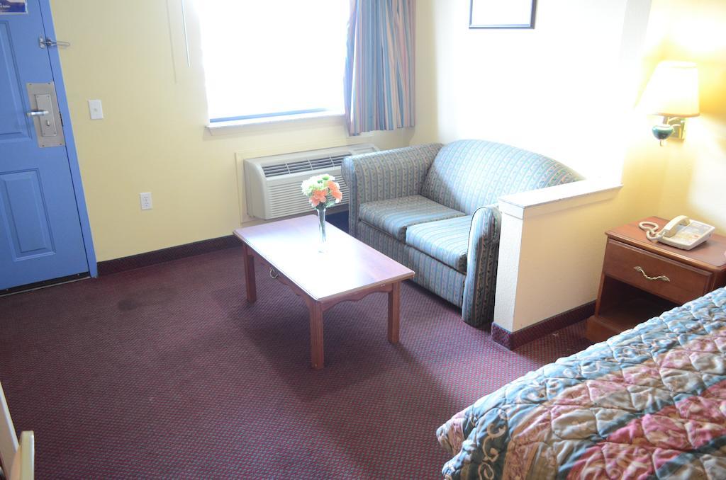 America'S Best Value Inn & Suites - Rosenberg/Houston חדר תמונה